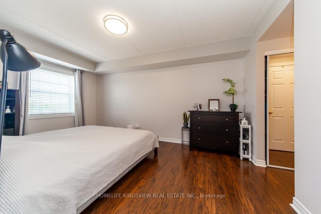 7428 Markham Road, Unit 301 thumbnail 17