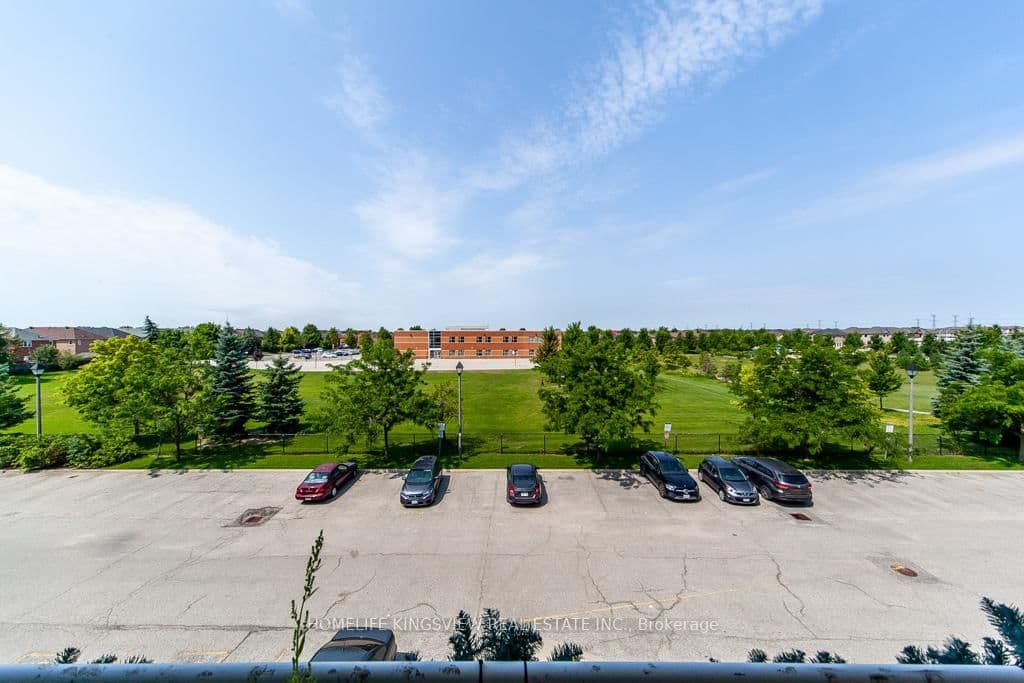 7428 Markham Road, Unit 301 thumbnail 2