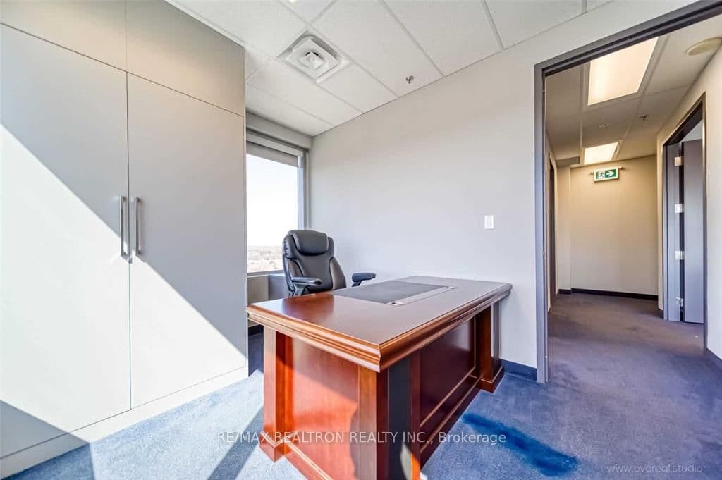 7191 Yonge Street, Unit 512 thumbnail 22
