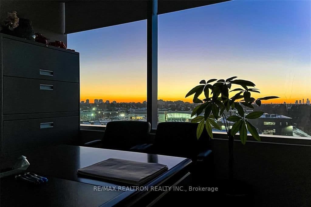 7191 Yonge Street, Unit 512 thumbnail 24