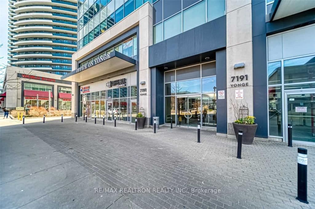 7191 Yonge Street, Unit 512 thumbnail 4