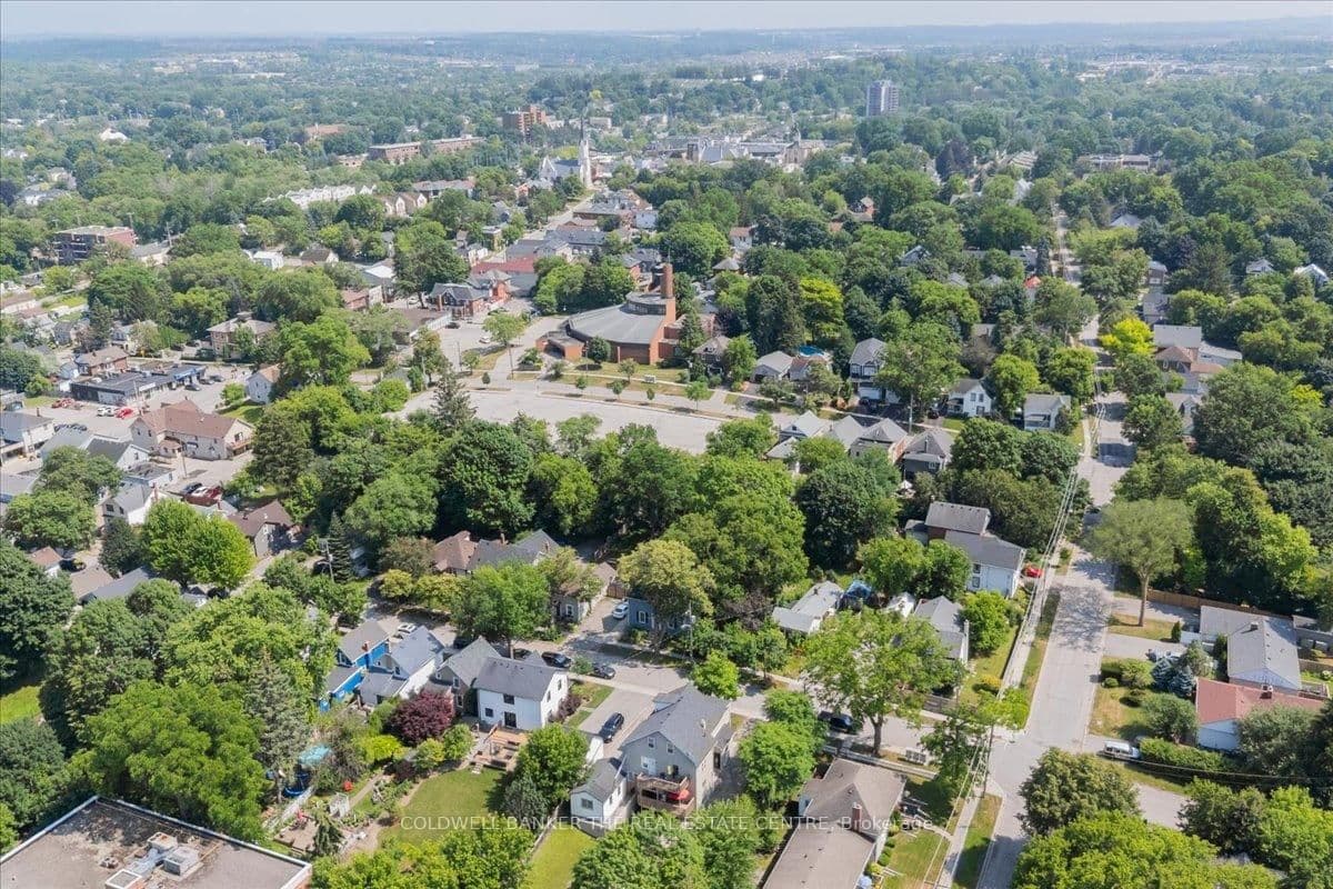 379 Simcoe Street thumbnail 7