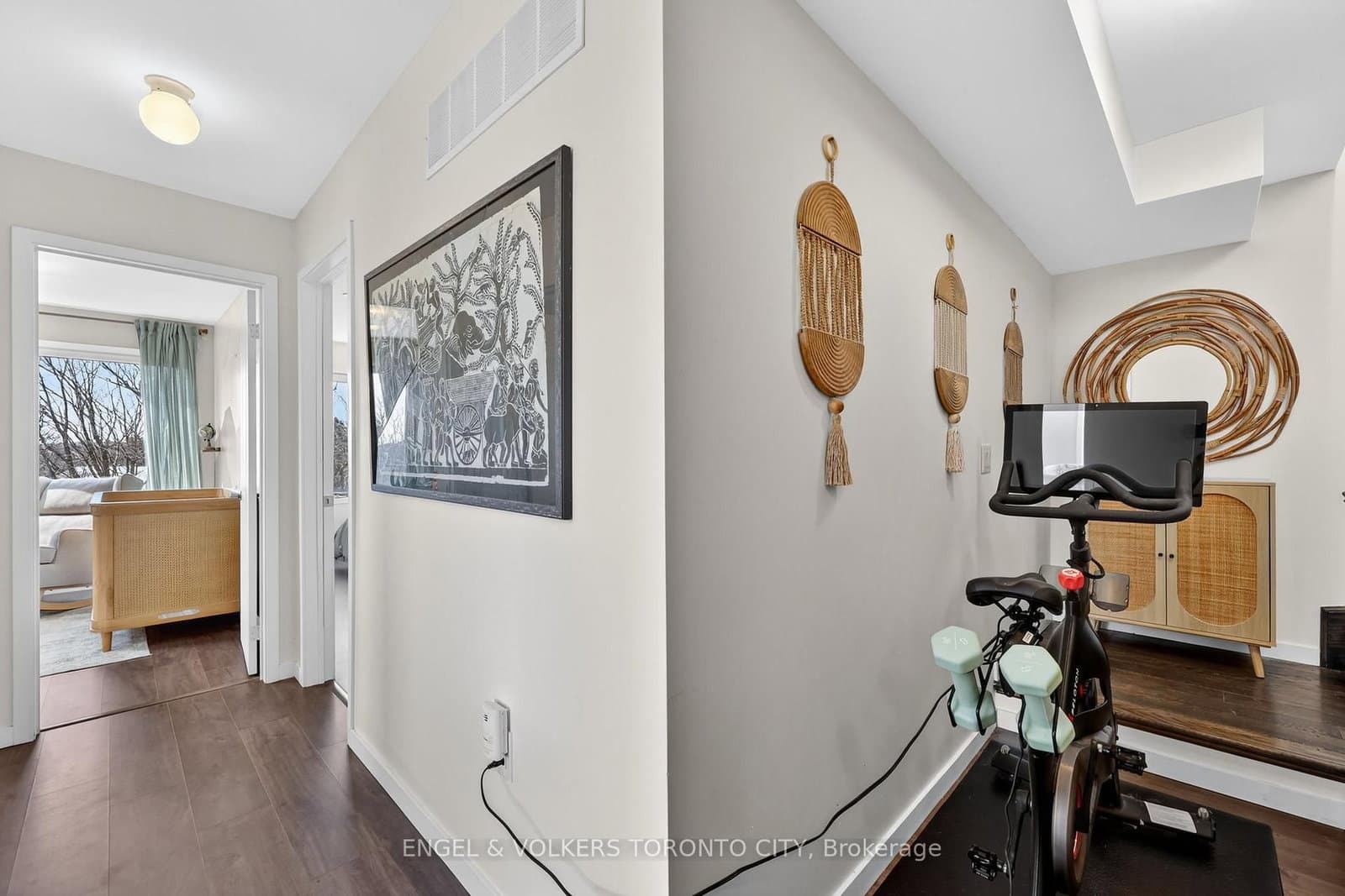 300 Alex Gardner Circle, Unit 42 thumbnail 23
