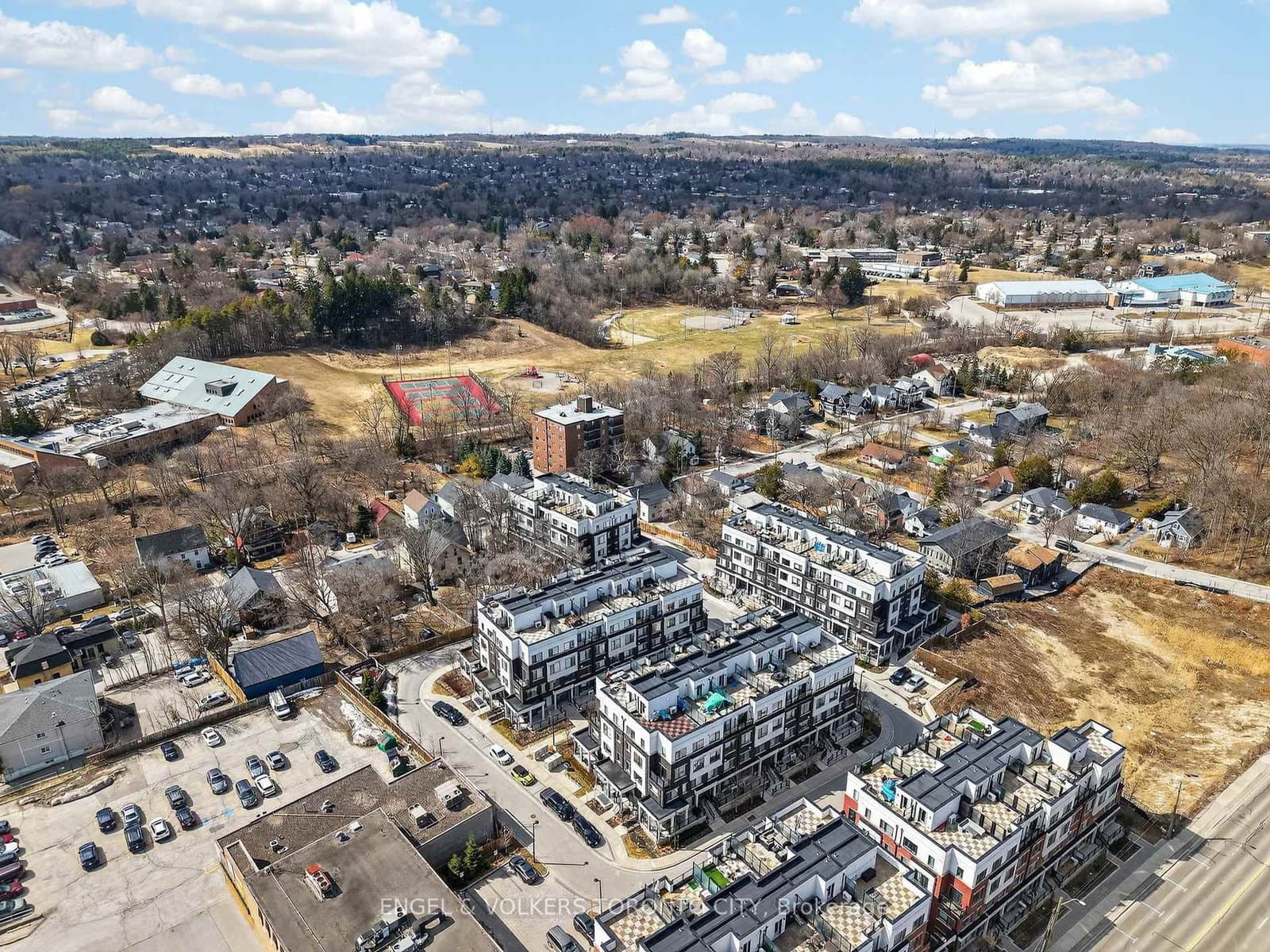 300 Alex Gardner Circle, Unit 42 thumbnail 41