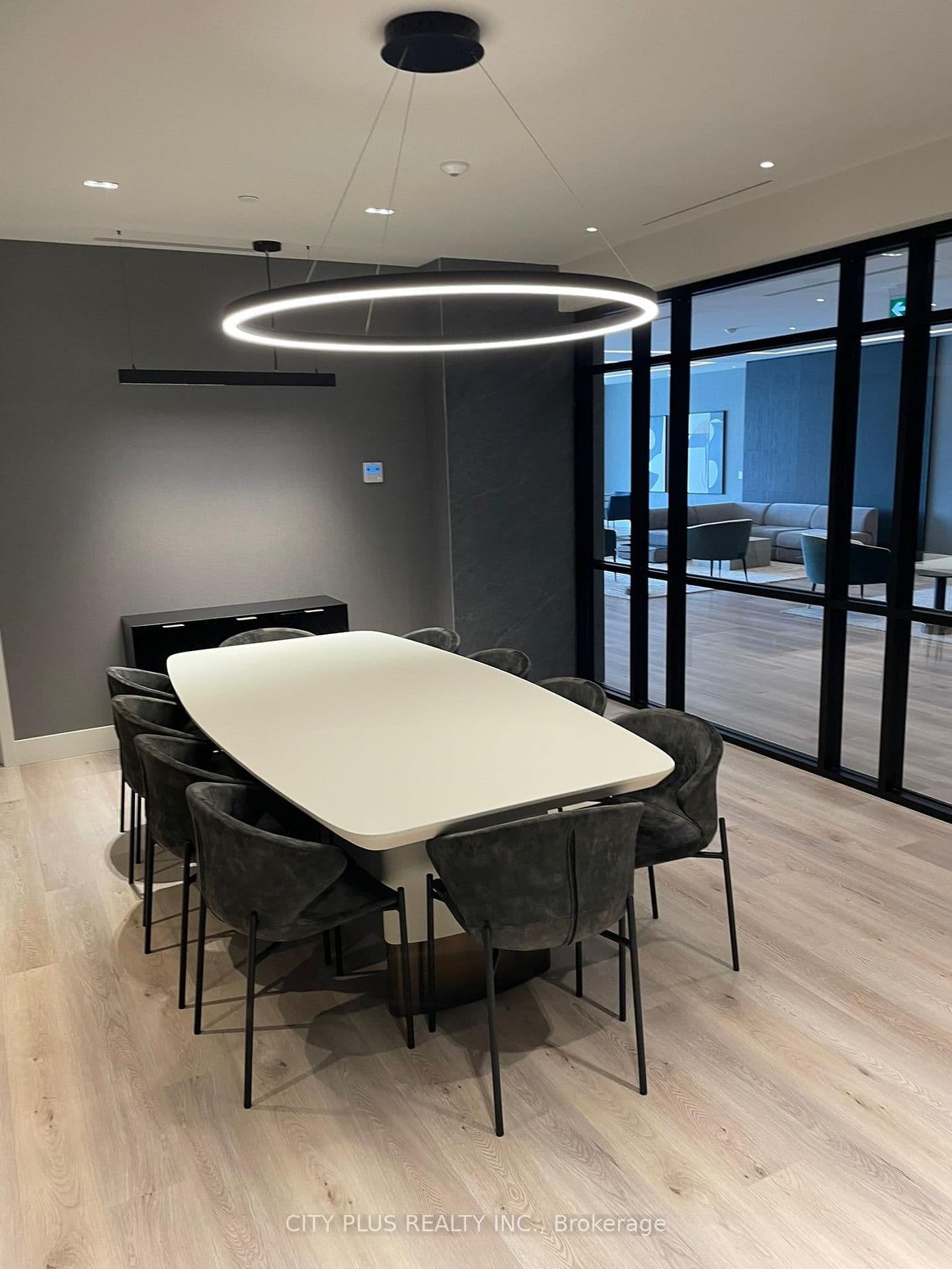 50 Upper Mall Way, Unit B-2609 thumbnail 14