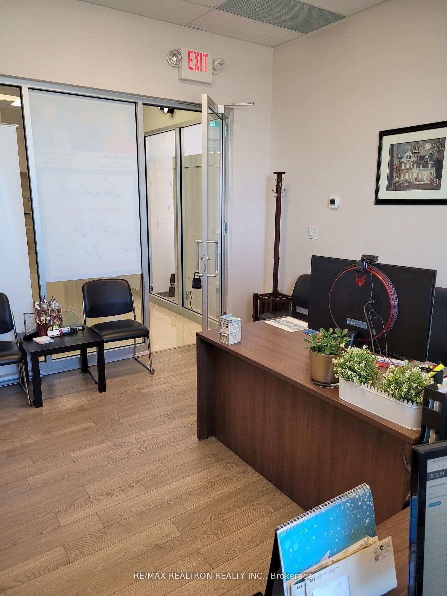 7163 Yonge Street, Unit 236 thumbnail 4