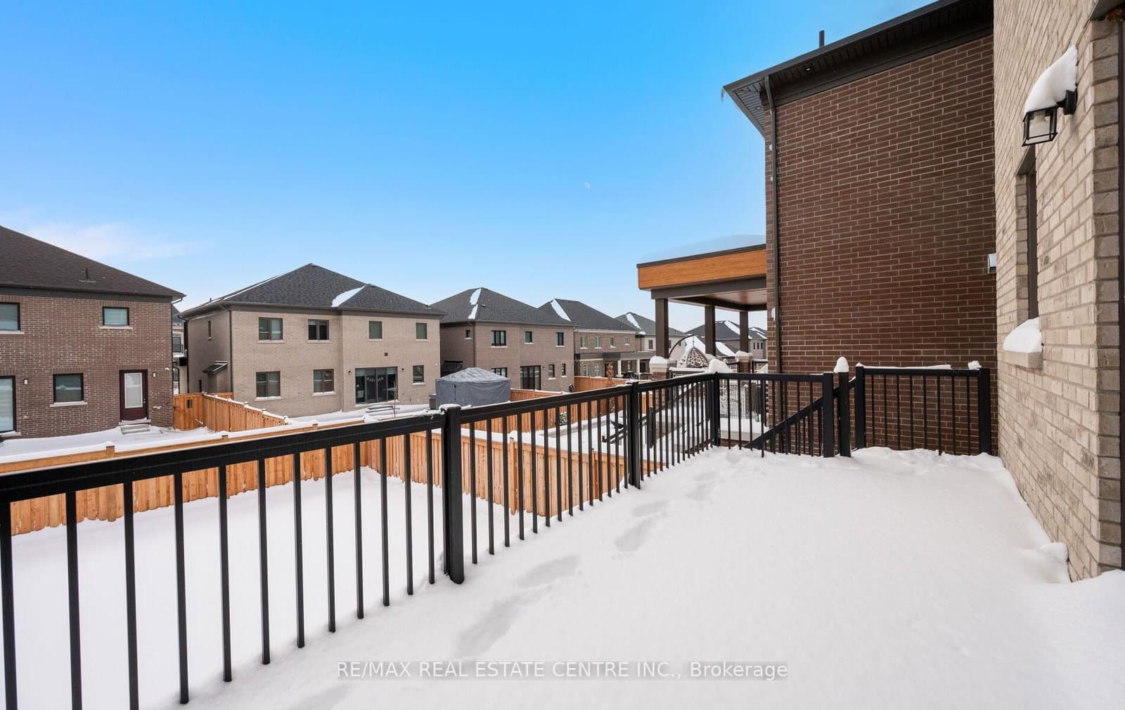 160 Wainfleet Crescent thumbnail 50
