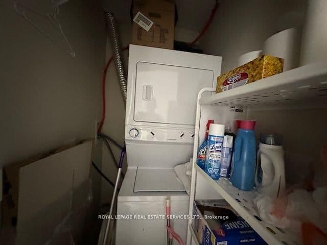 7163 Yonge Street, Unit 102 thumbnail 11