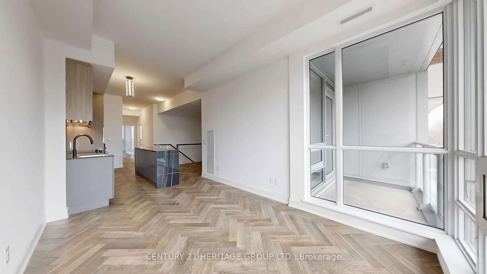 8888 YONGE Street, Unit 103 L/W thumbnail 13
