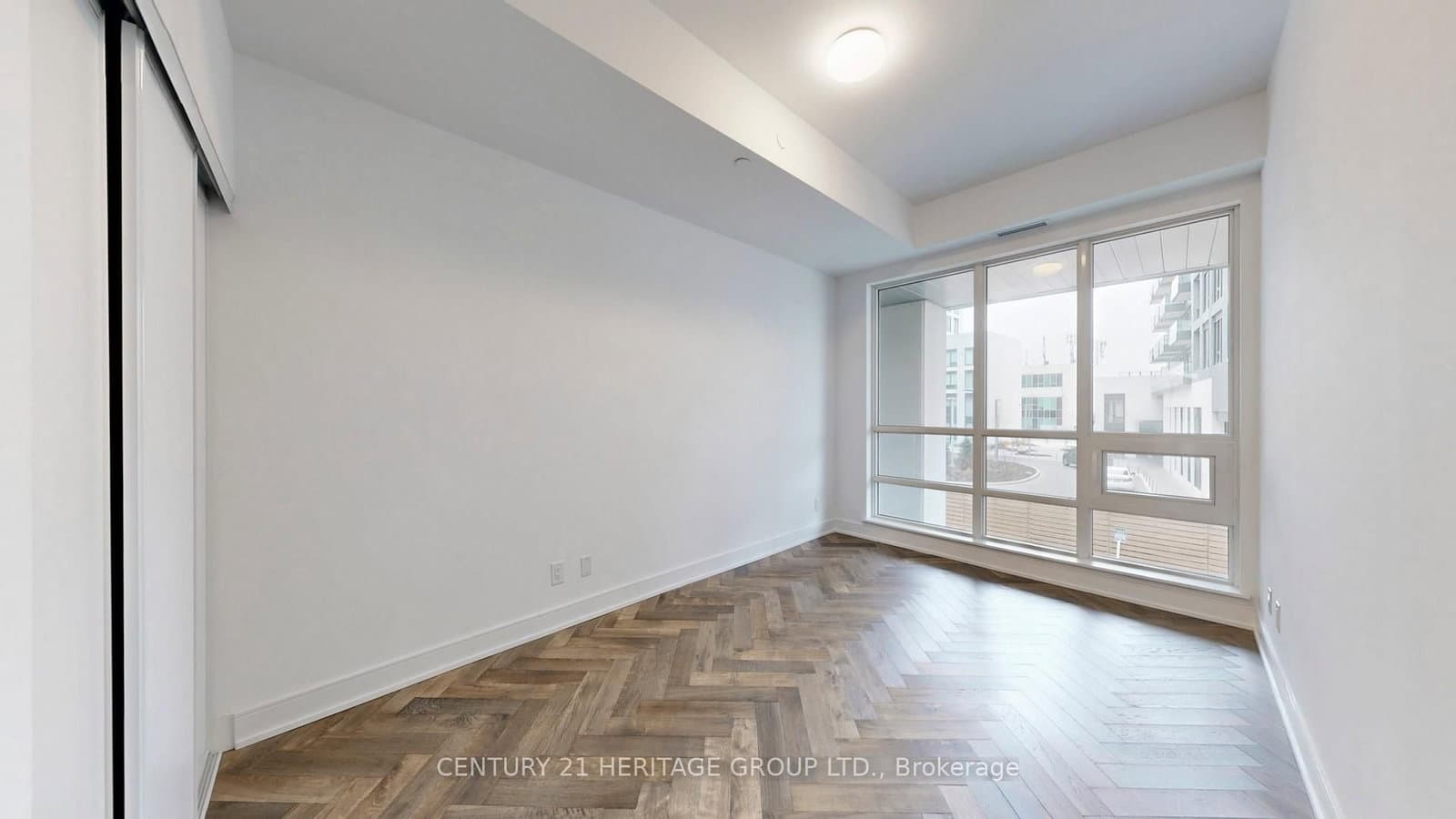 8888 YONGE Street, Unit 103 L/W thumbnail 21