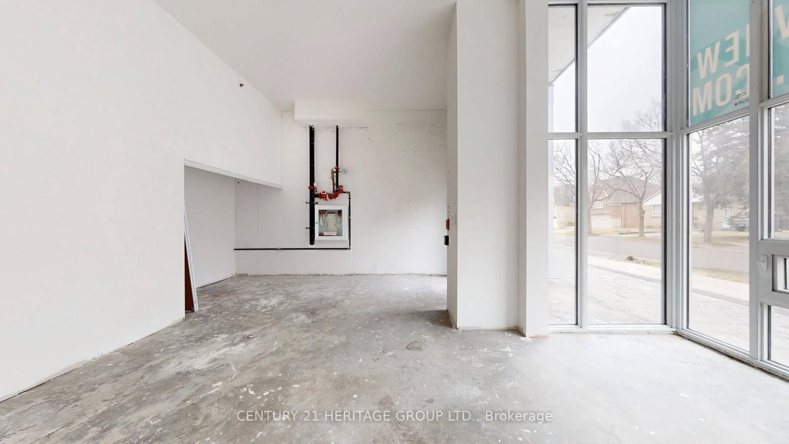 8888 YONGE Street, Unit 103 L/W thumbnail 34