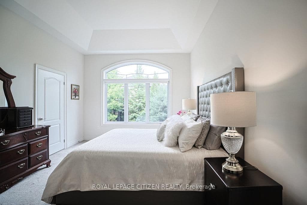 19 Westmount Drive thumbnail 22