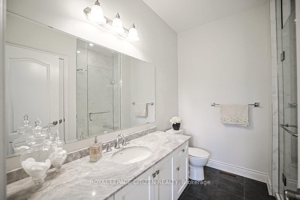 19 Westmount Drive thumbnail 23