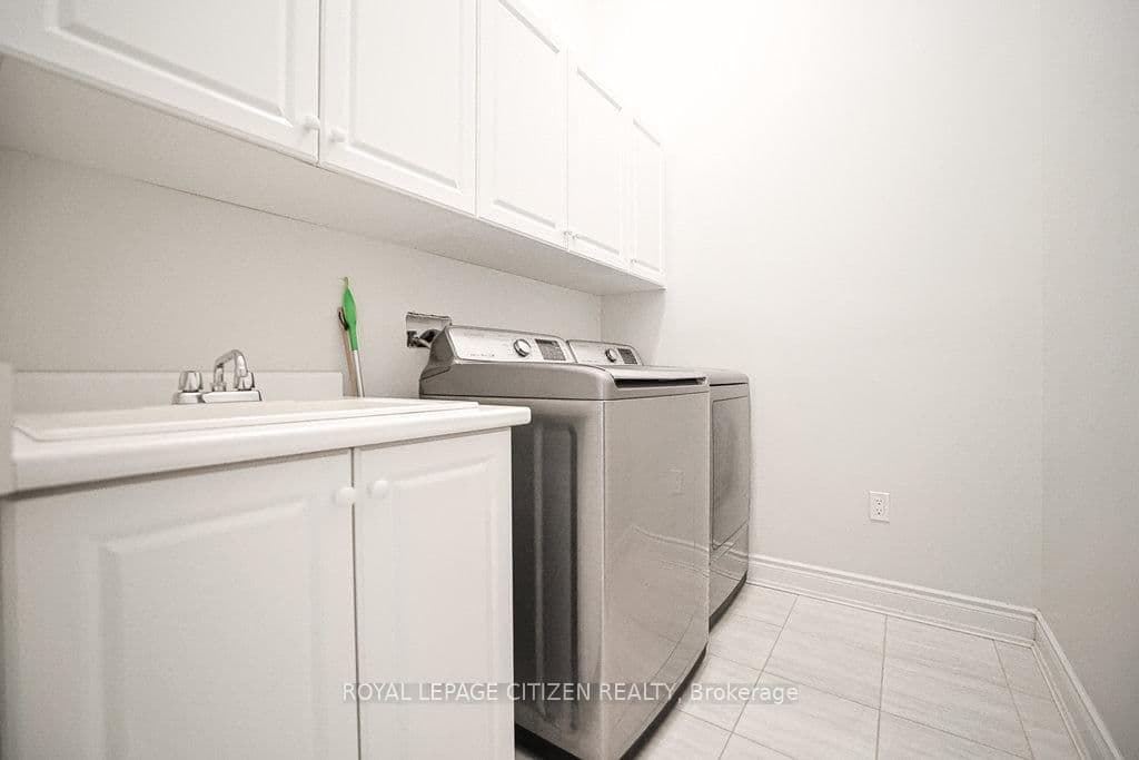 19 Westmount Drive thumbnail 26