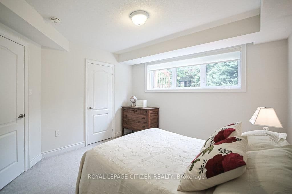 19 Westmount Drive thumbnail 34