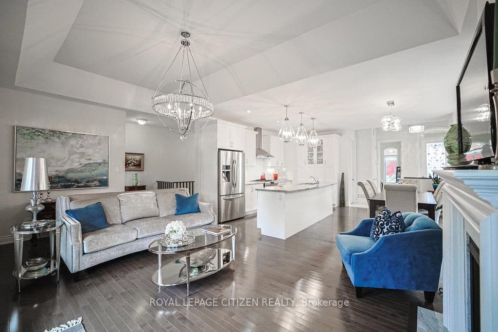 19 Westmount Drive thumbnail 5
