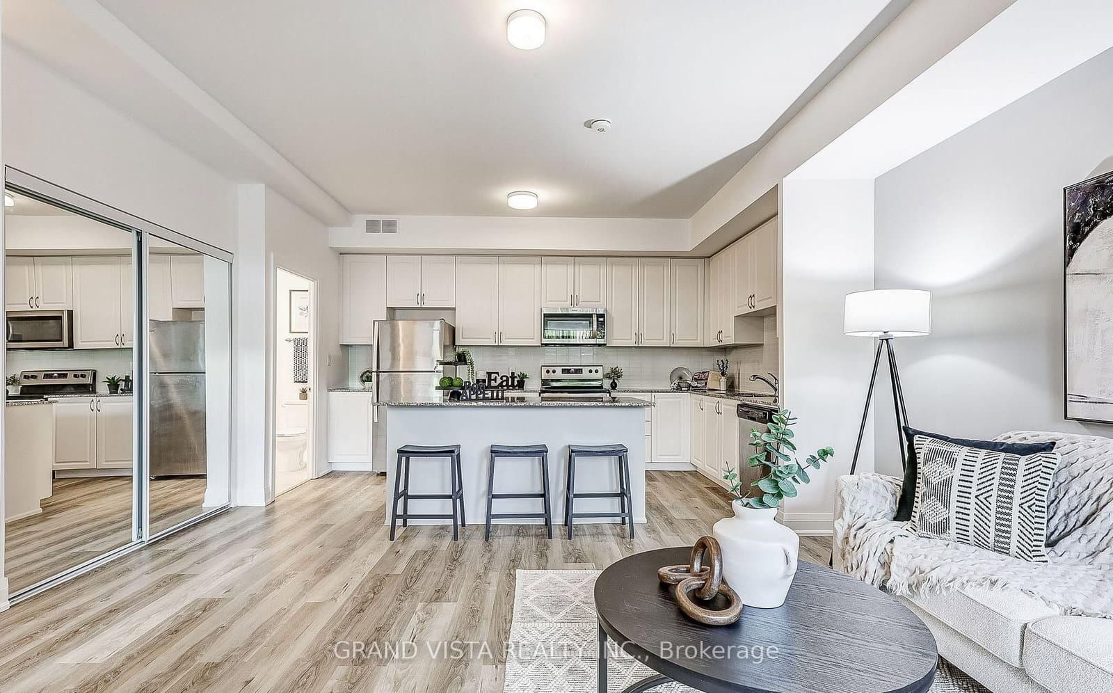 5279 Highway 7, Unit B602 thumbnail 10