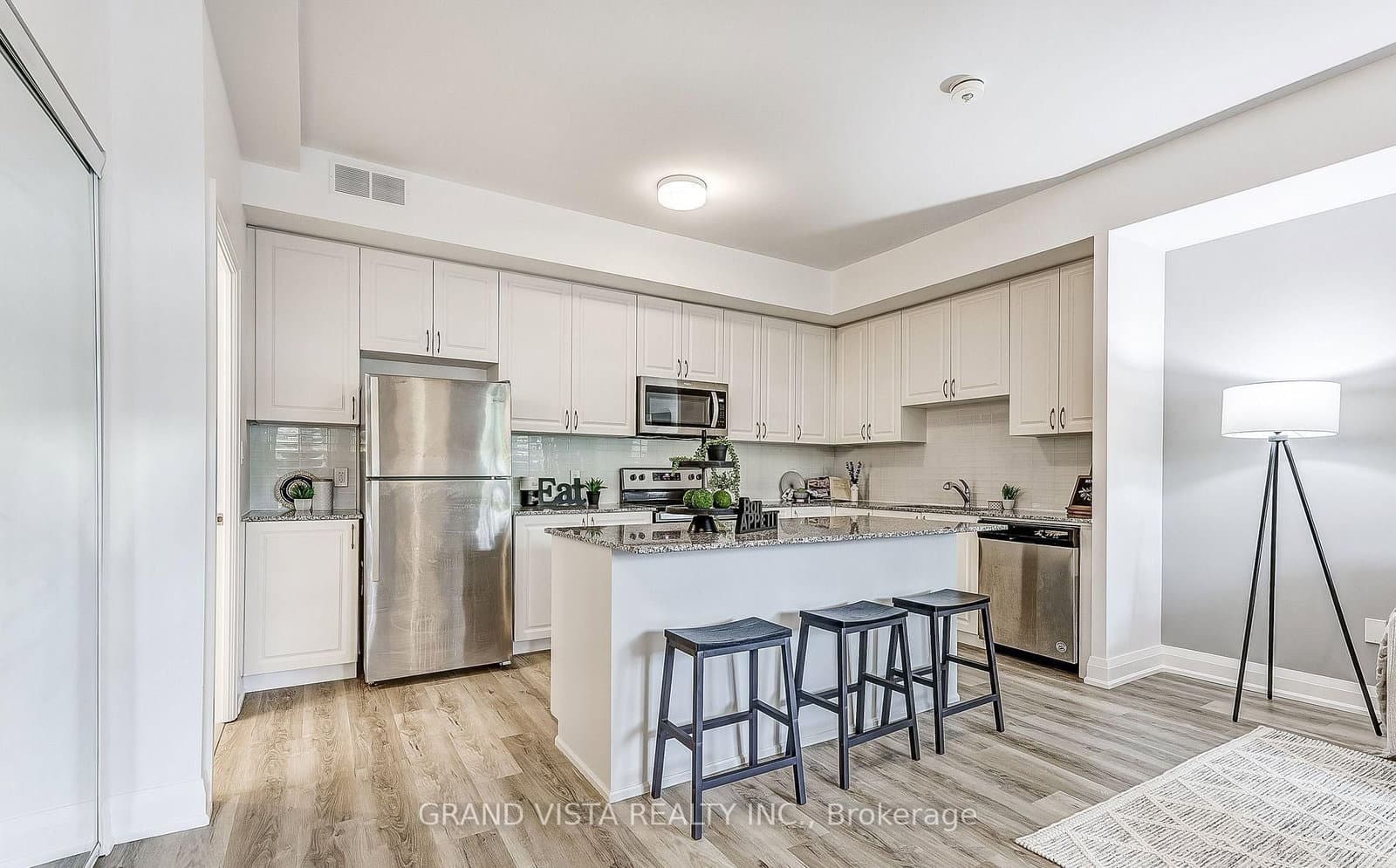 5279 Highway 7, Unit B602 thumbnail 11