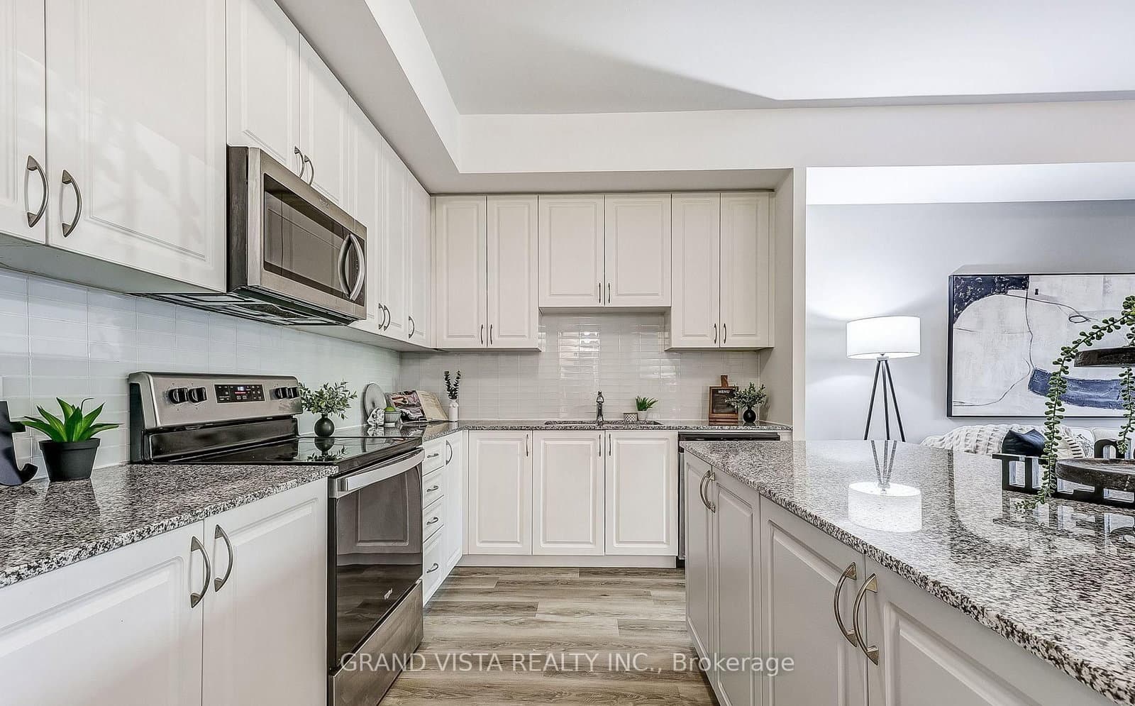 5279 Highway 7, Unit B602 thumbnail 14