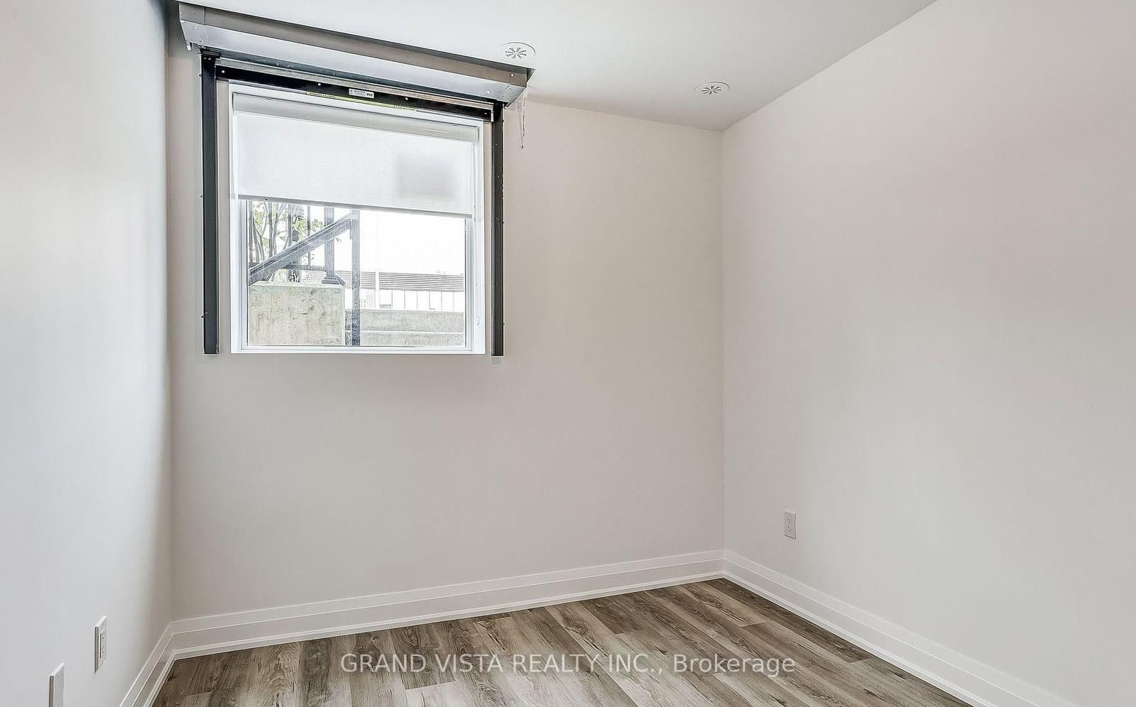 5279 Highway 7, Unit B602 thumbnail 19