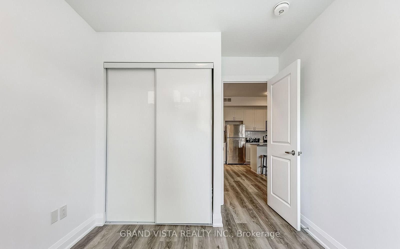 5279 Highway 7, Unit B602 thumbnail 20