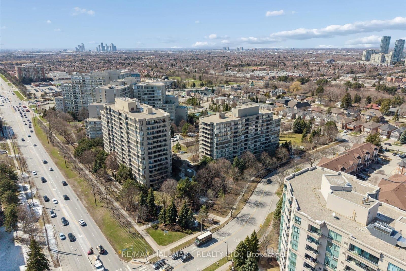 81 Townsgate Drive, Unit 512 thumbnail 38