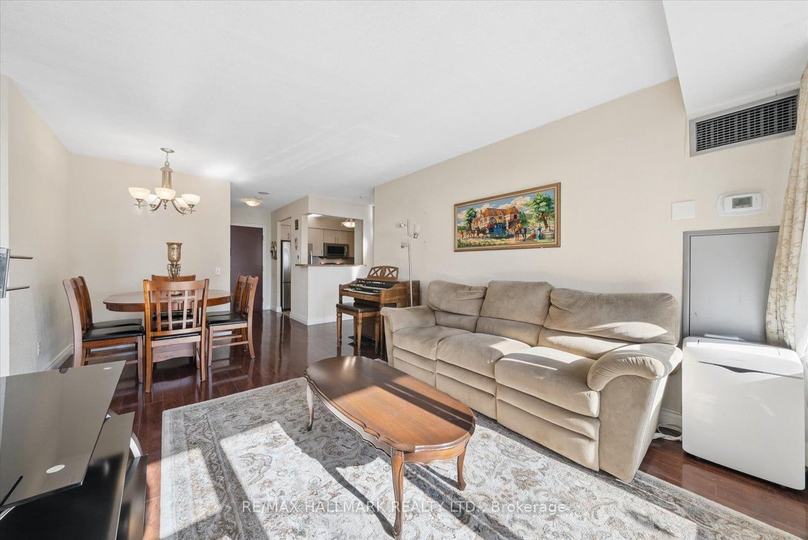 81 Townsgate Drive, Unit 512 thumbnail 7