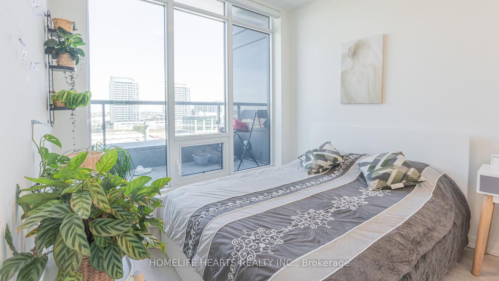 8868 Yonge Street, Unit 818 thumbnail 10