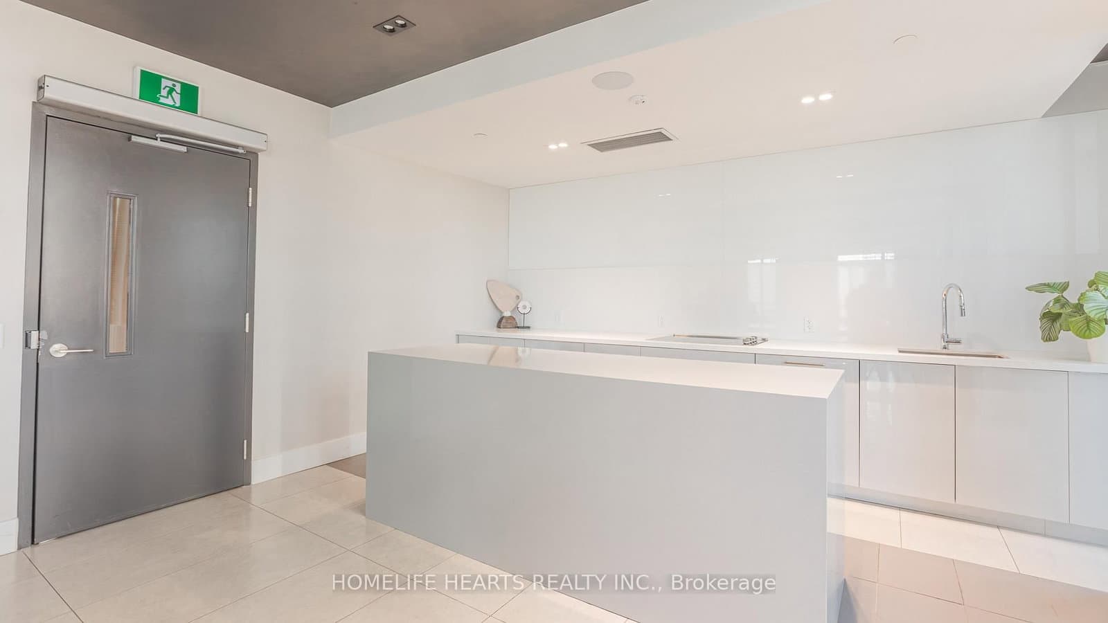 8868 Yonge Street, Unit 818 thumbnail 23