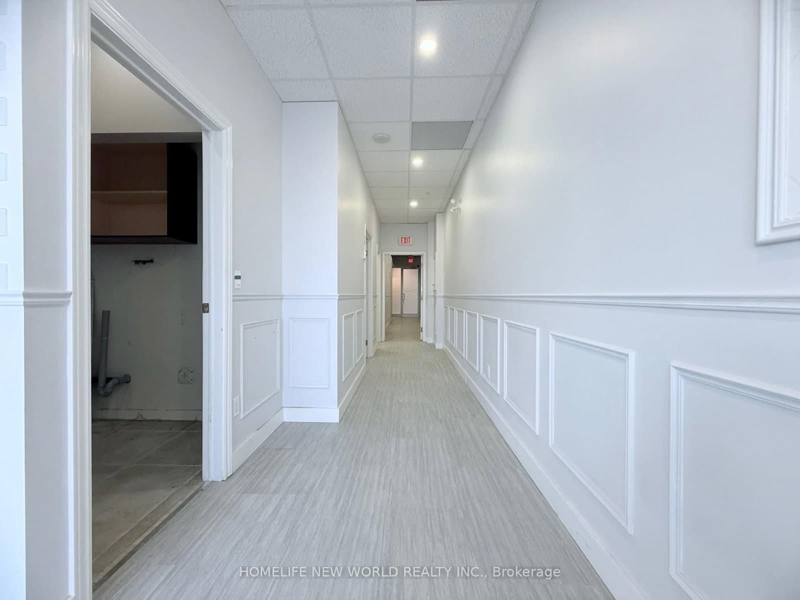 7181 Yonge Street, Unit 7 & 108 & 109 thumbnail 14