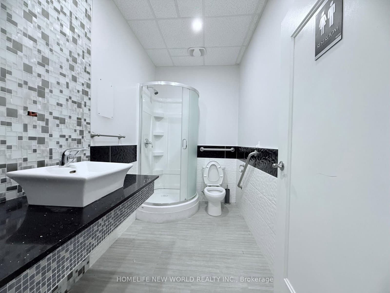 7181 Yonge Street, Unit 7 & 108 & 109 thumbnail 22