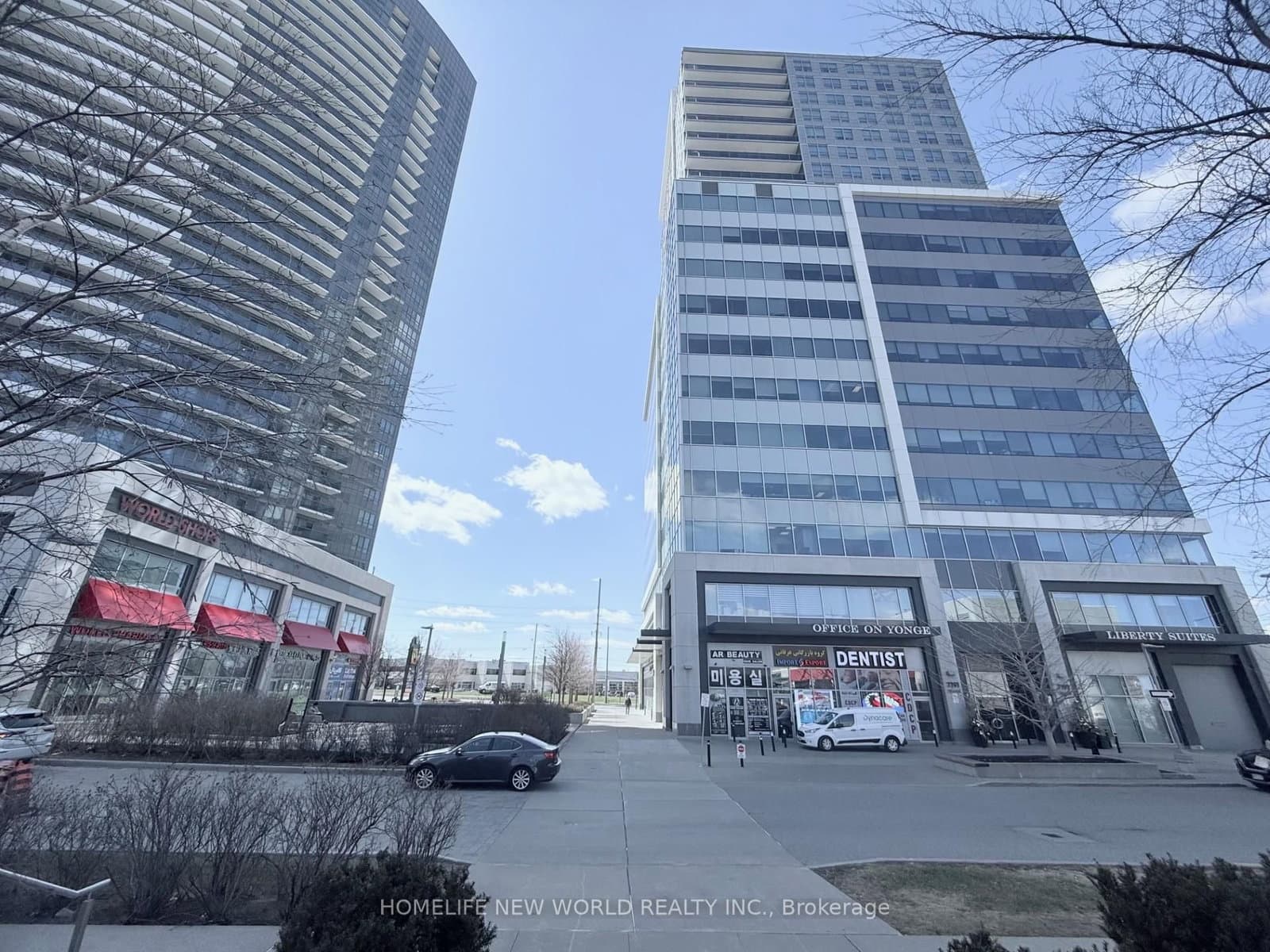 7181 Yonge Street, Unit 108 &109 thumbnail 20