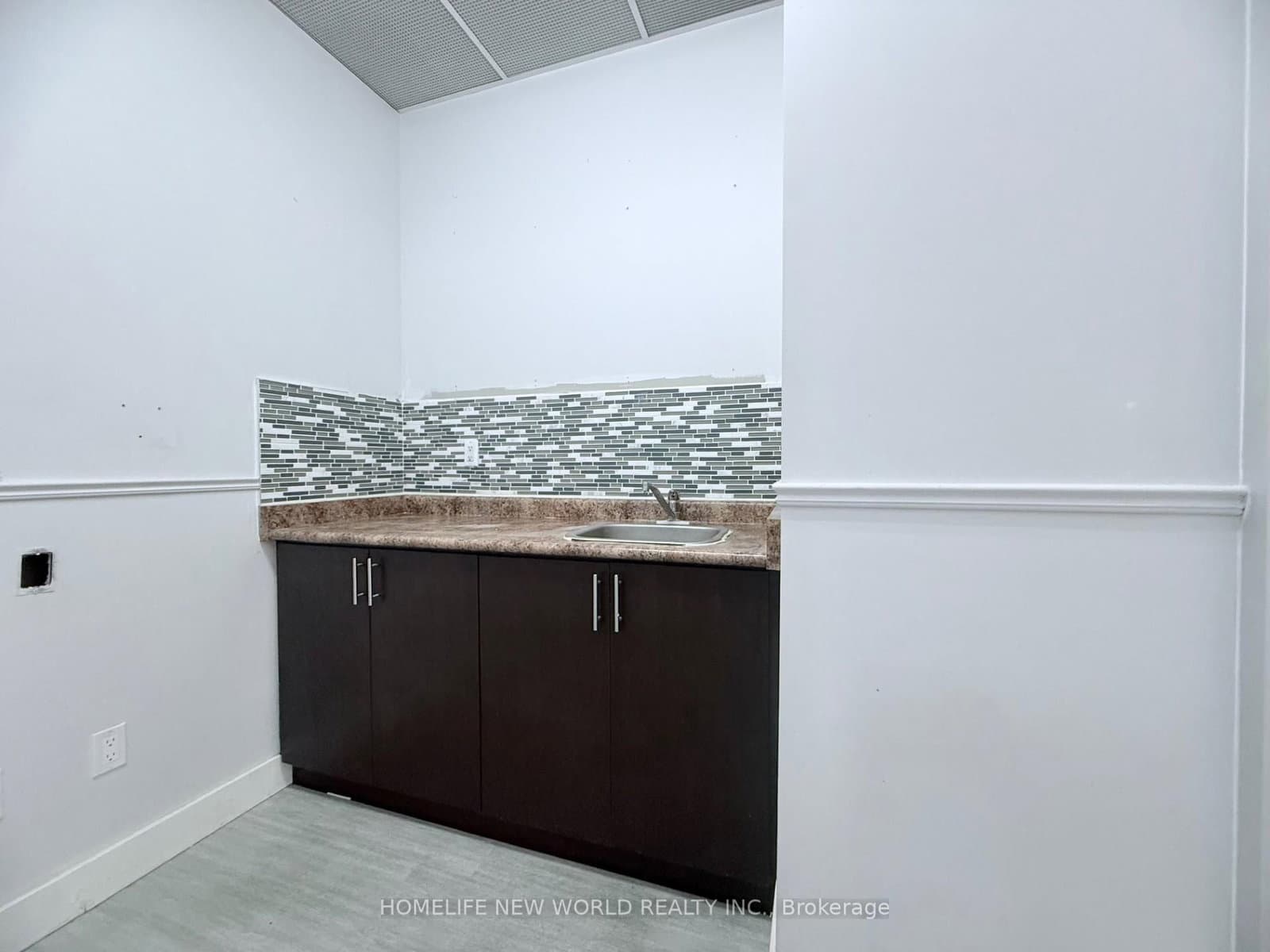 7181 Yonge Street, Unit 7 &108 &109 thumbnail 22