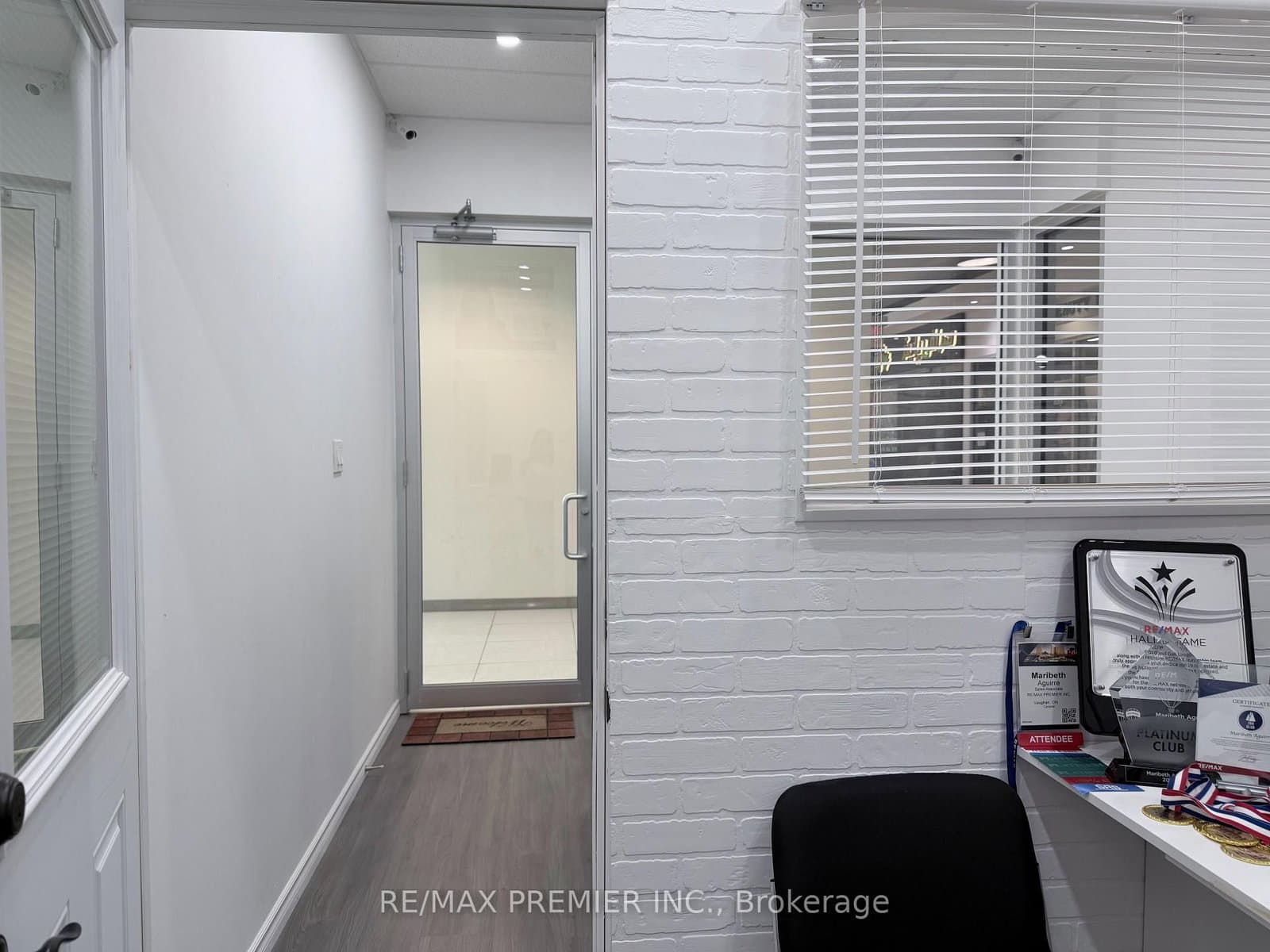 7181 Yonge Street, Unit 203 thumbnail 9