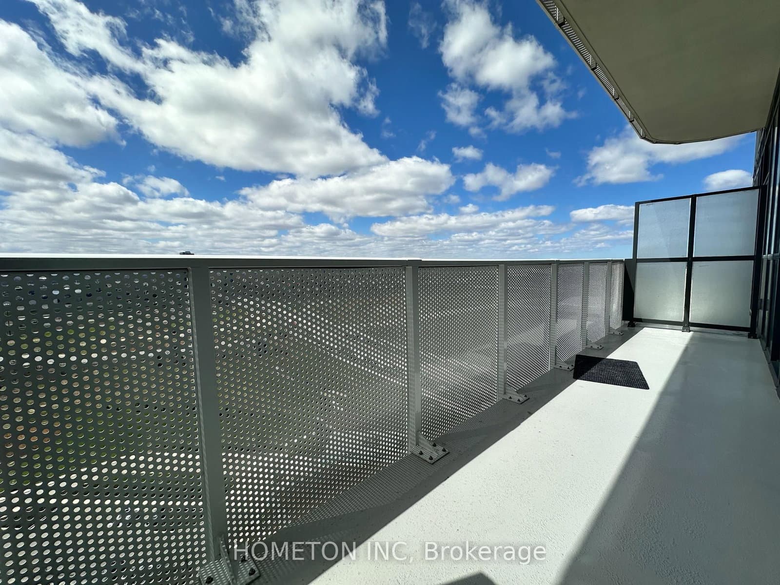 195 Commerce Street, Unit 2110 thumbnail 9