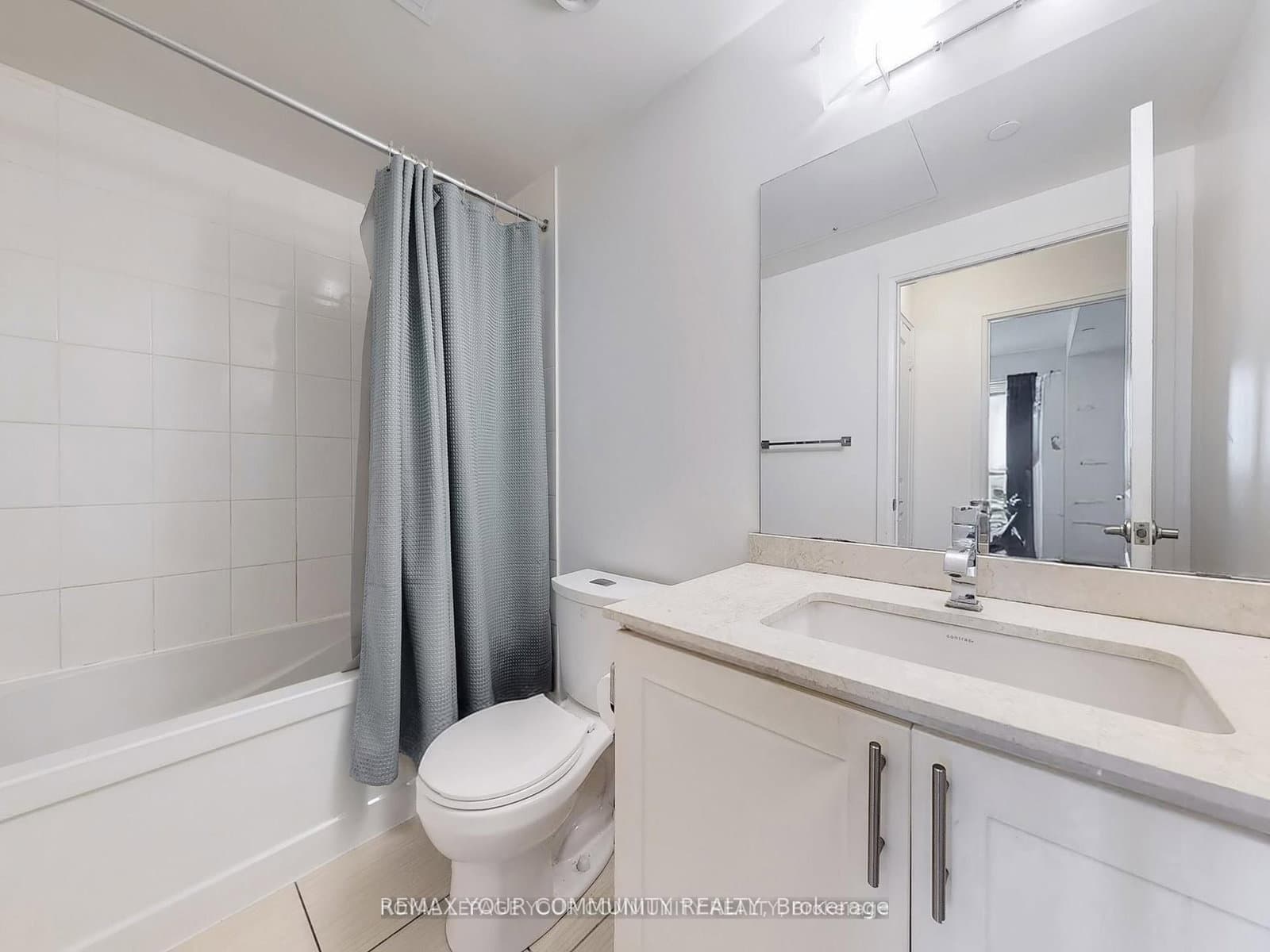 7161 Yonge Street, Unit 522 thumbnail 18
