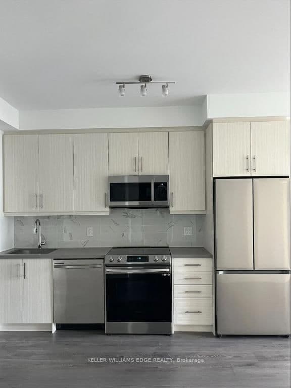 95 Oneida Crescent, Unit 706 thumbnail 2