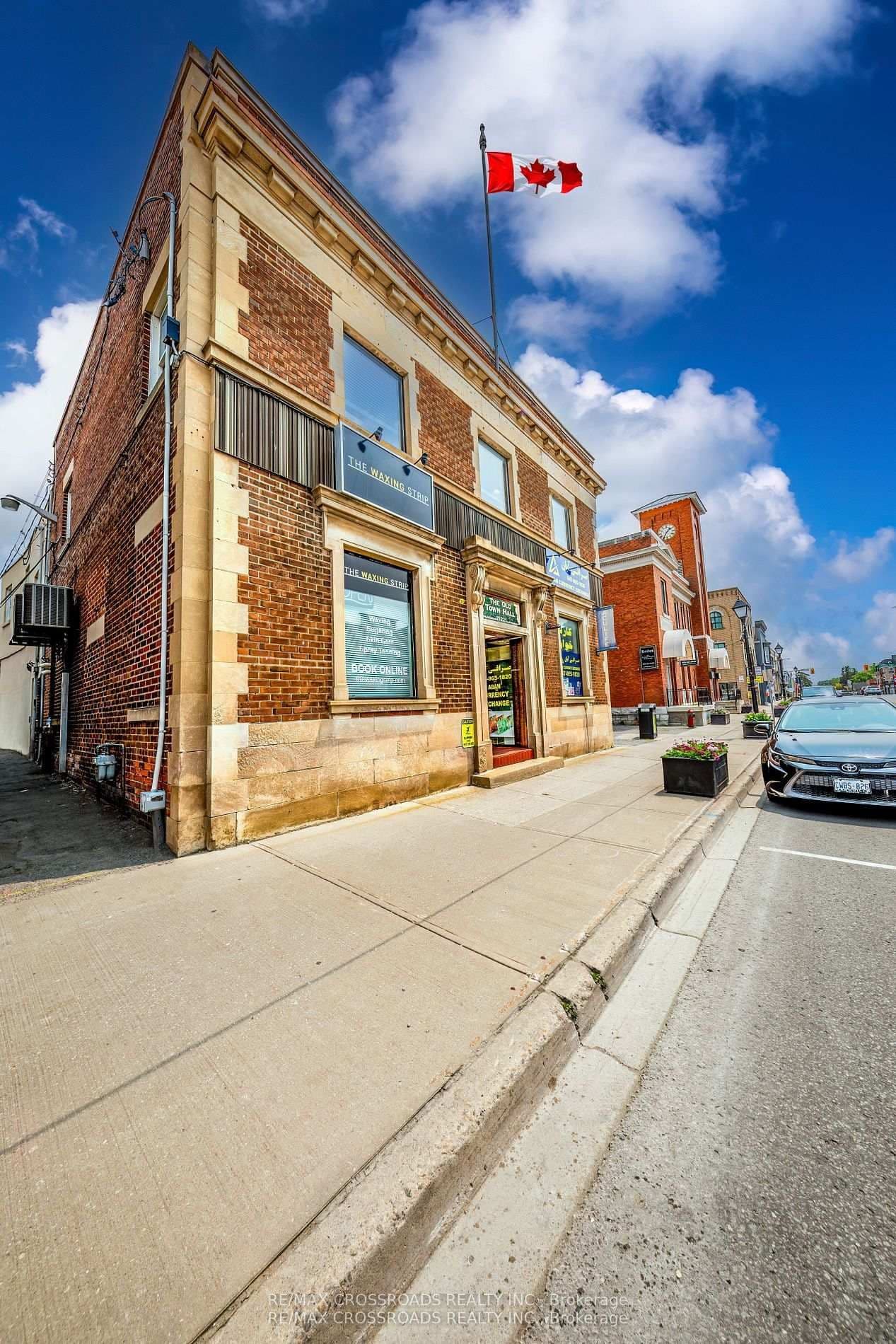 15221 Yonge Street, Unit 5 thumbnail 2