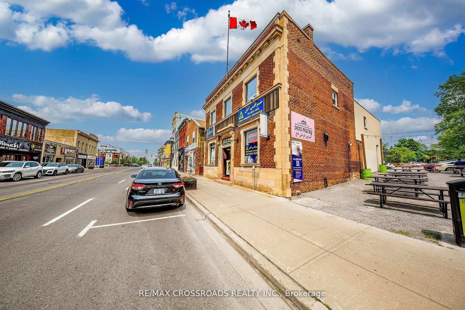 15221 Yonge Street, Unit 5 thumbnail 3