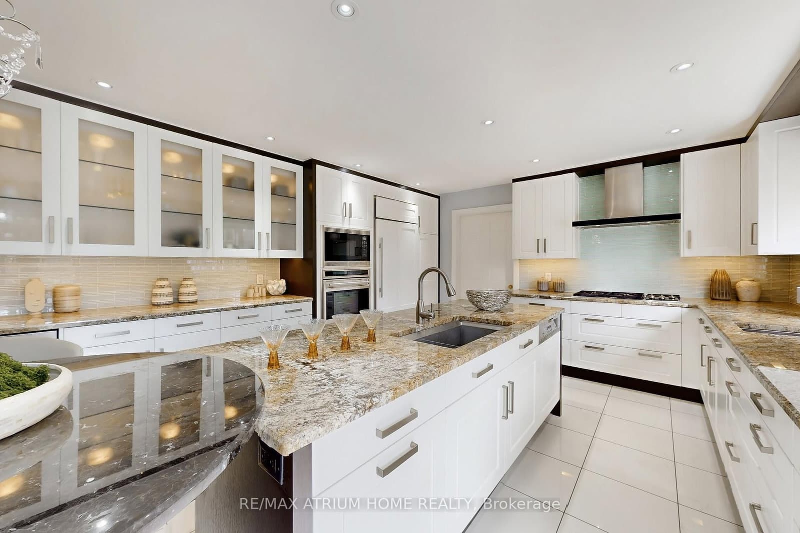 19 Limcombe Drive thumbnail 13