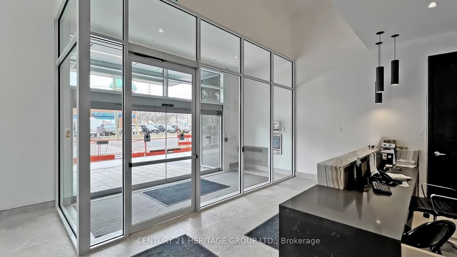 8888 Yonge Street, Unit 1205 thumbnail 4