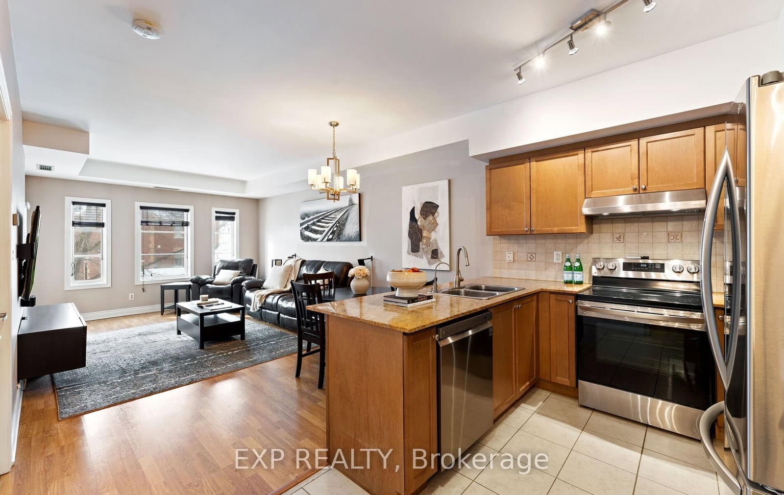 9901 Keele Street, Unit 208 thumbnail 5