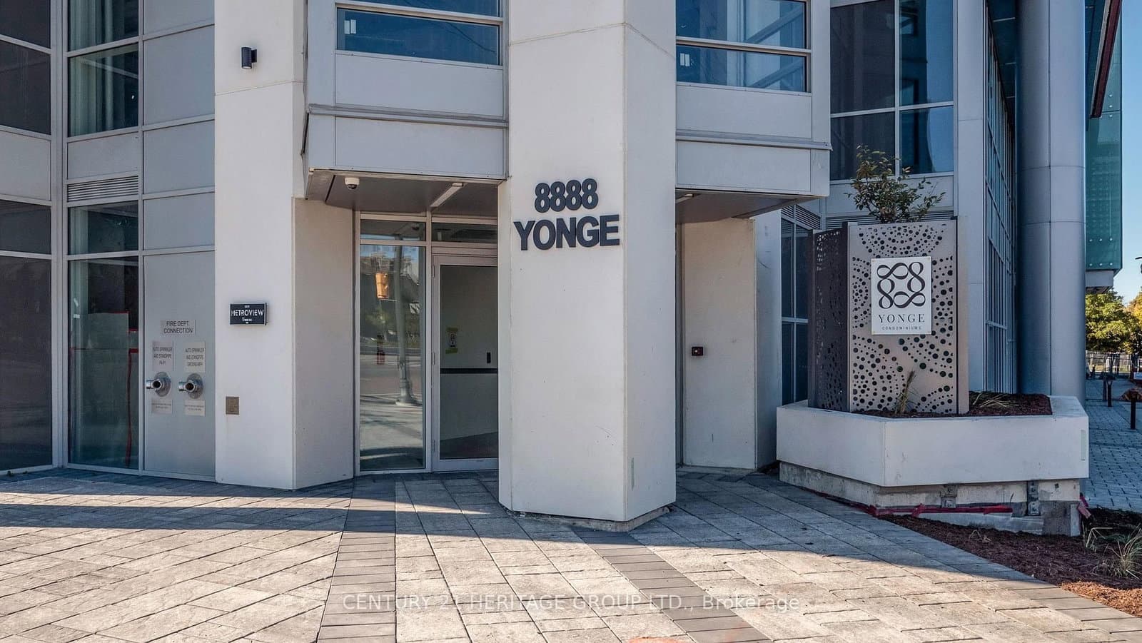 8888 Yonge Street, Unit C1 thumbnail 3