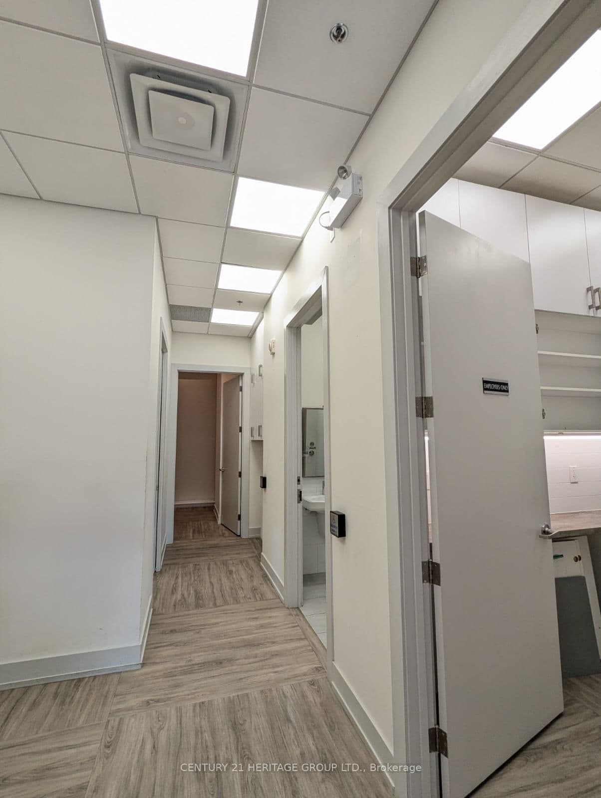 8763 Bayview Avenue, Unit 123 & 125 thumbnail 11