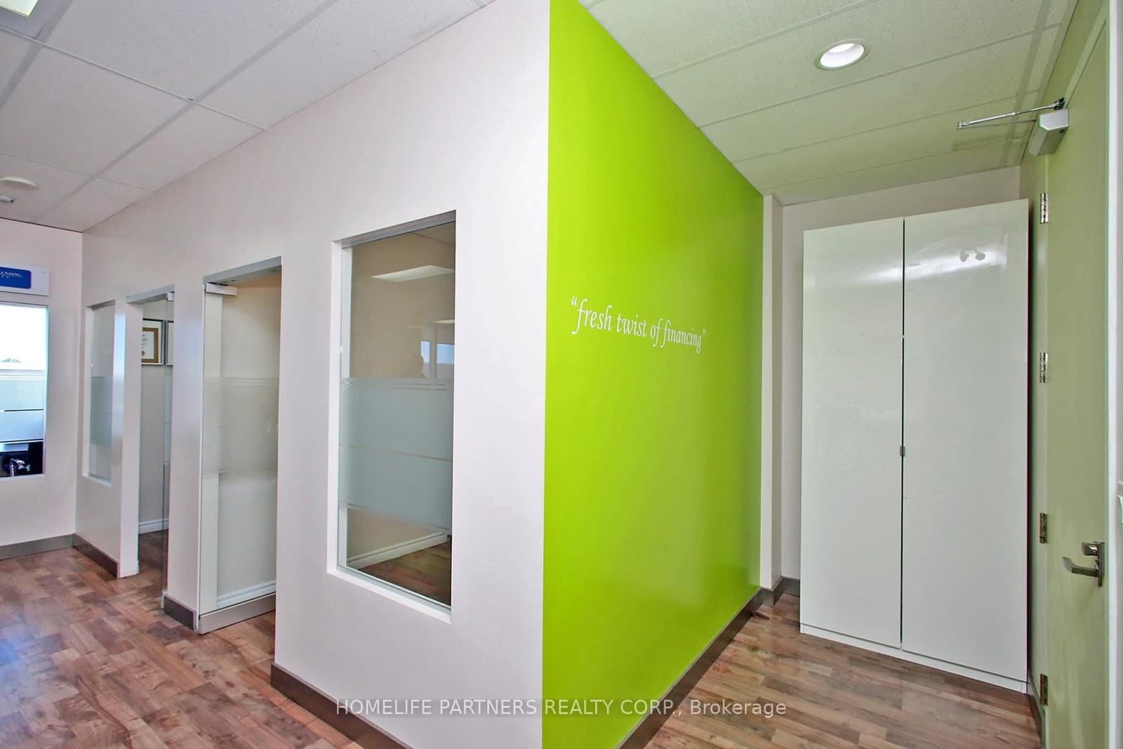 7191 Yonge Street, Unit 305 thumbnail 13