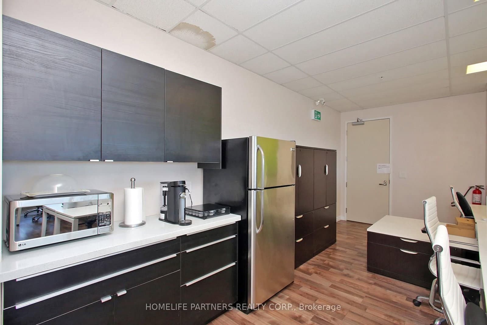 7191 Yonge Street, Unit 305 thumbnail 8