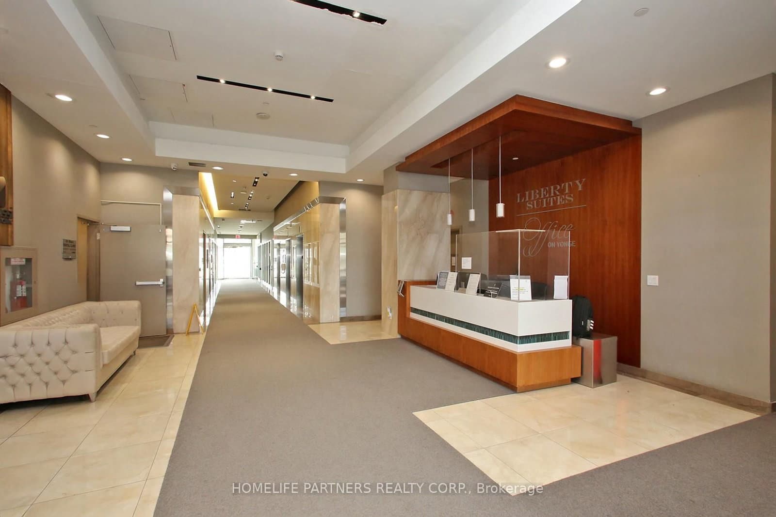 7191 Yonge Street, Unit 304 thumbnail 2