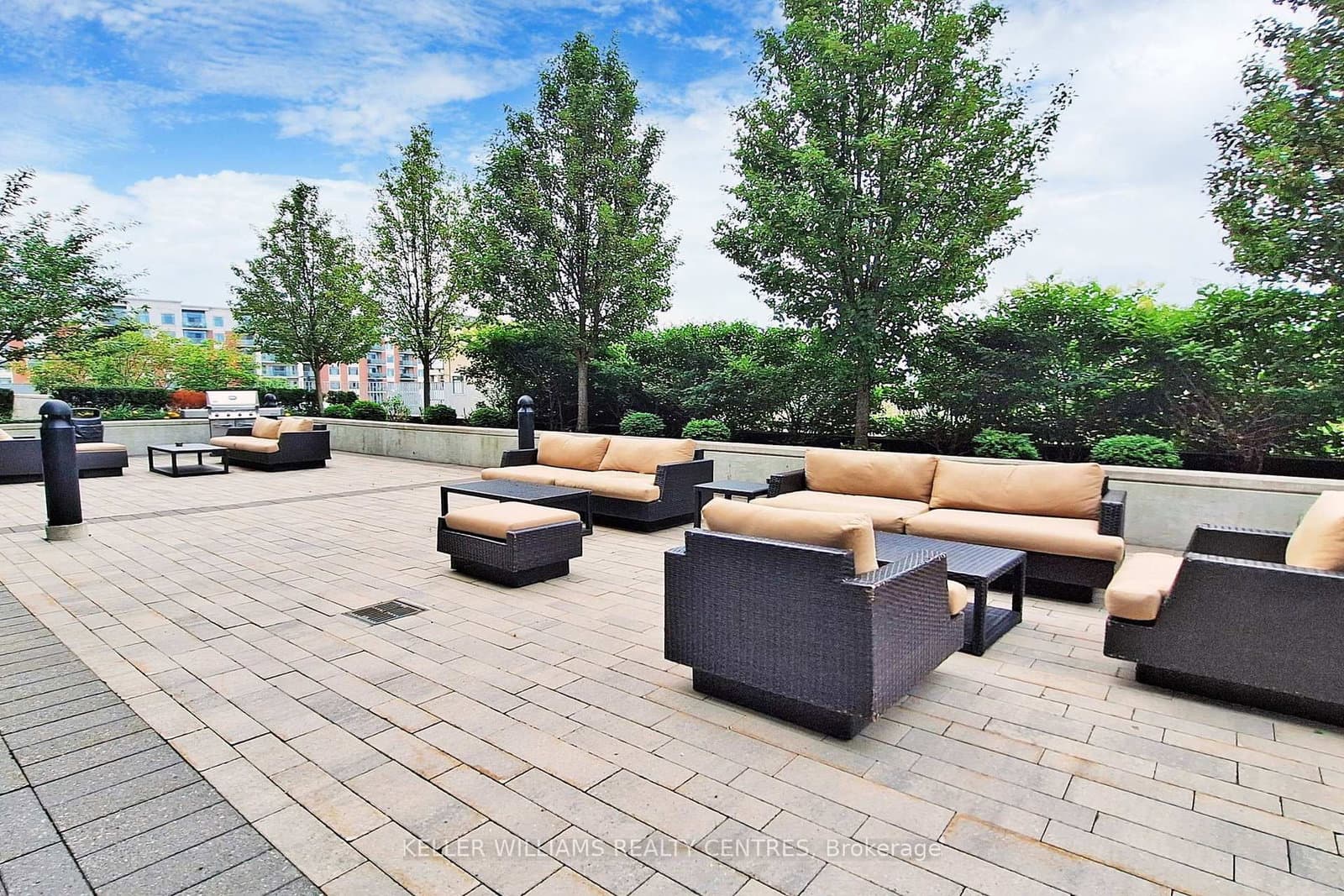 555 William Graham Drive, Unit 101 thumbnail 45