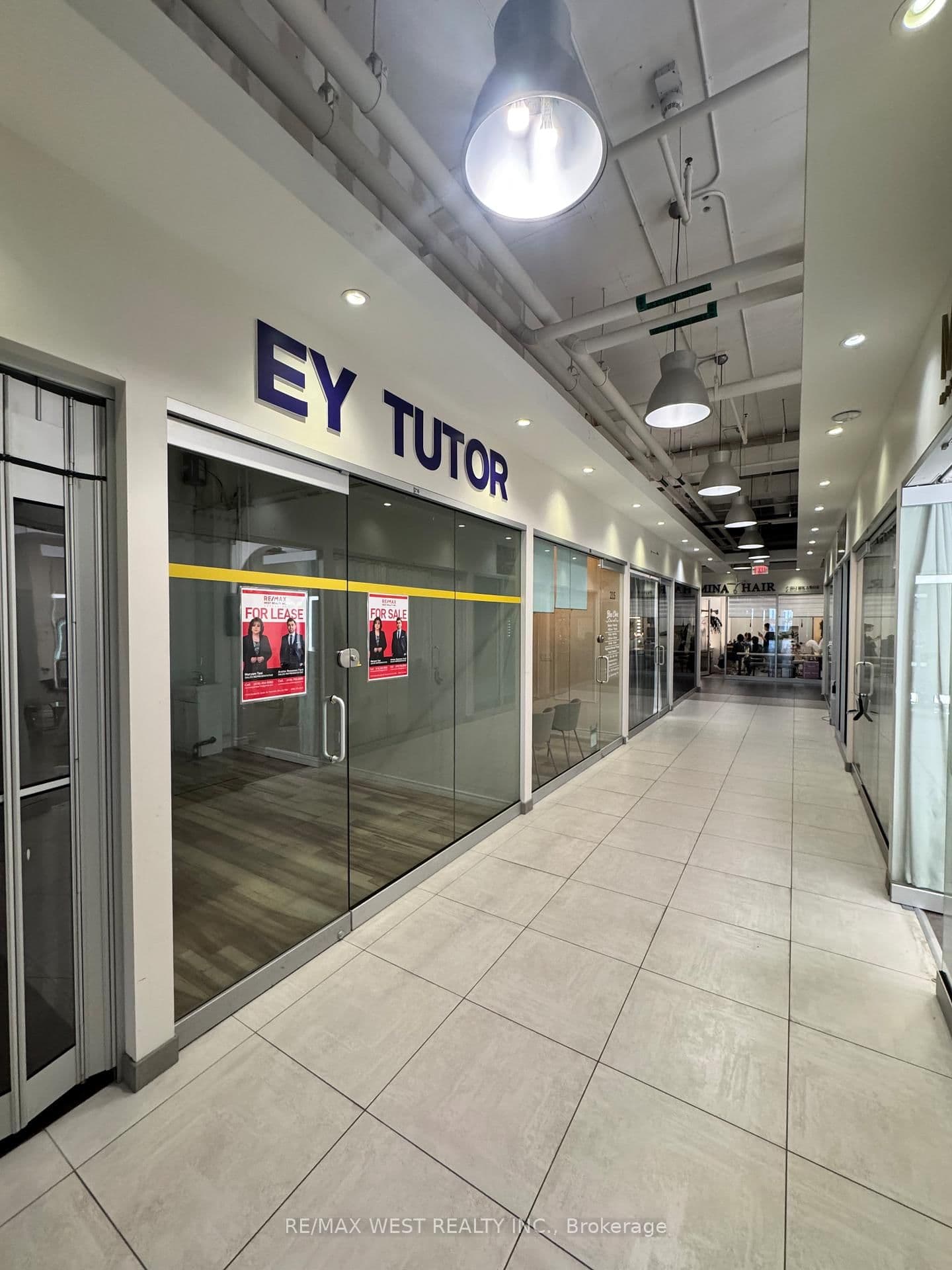 7181 Yonge Street, Unit 216 thumbnail 4