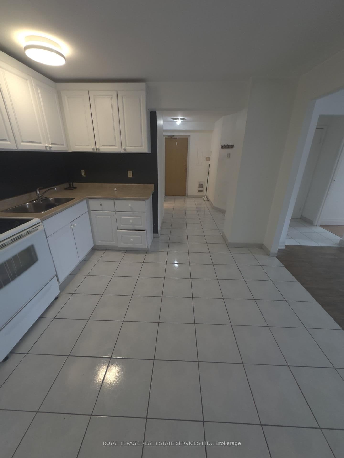 10055 Keele Street, Unit 202 thumbnail 8